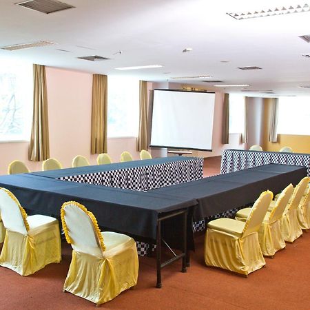 Nam Center Hotel Kemayoran Dżakarta Zewnętrze zdjęcie