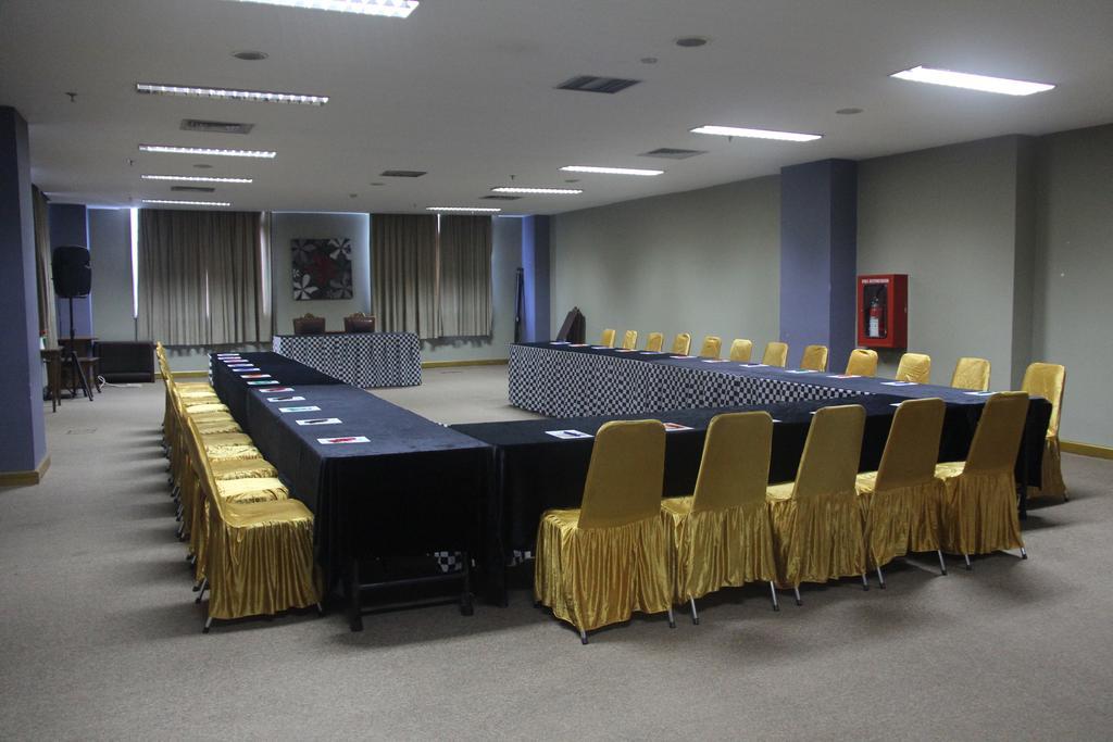 Nam Center Hotel Kemayoran Dżakarta Zewnętrze zdjęcie